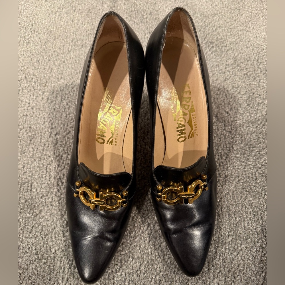 Salvatore Ferragamo Mid Heels Size 6.5 Shoes